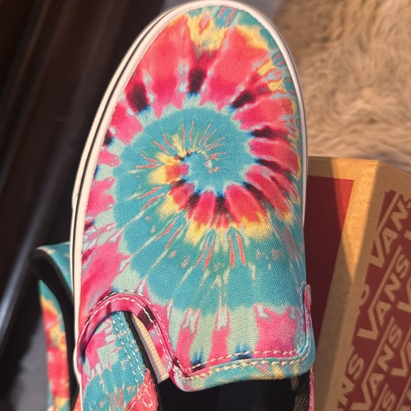 NWT Vans Slip-On Shoes Size 9.5 Women Tye Dye Multi/White In Box - Picture 7 of 9